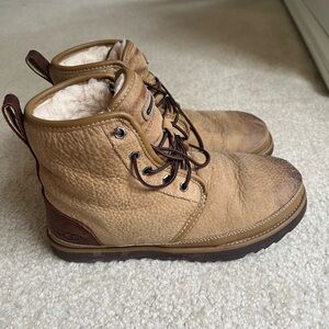 UGG- Harkley Waterproof Lace-Up Boot